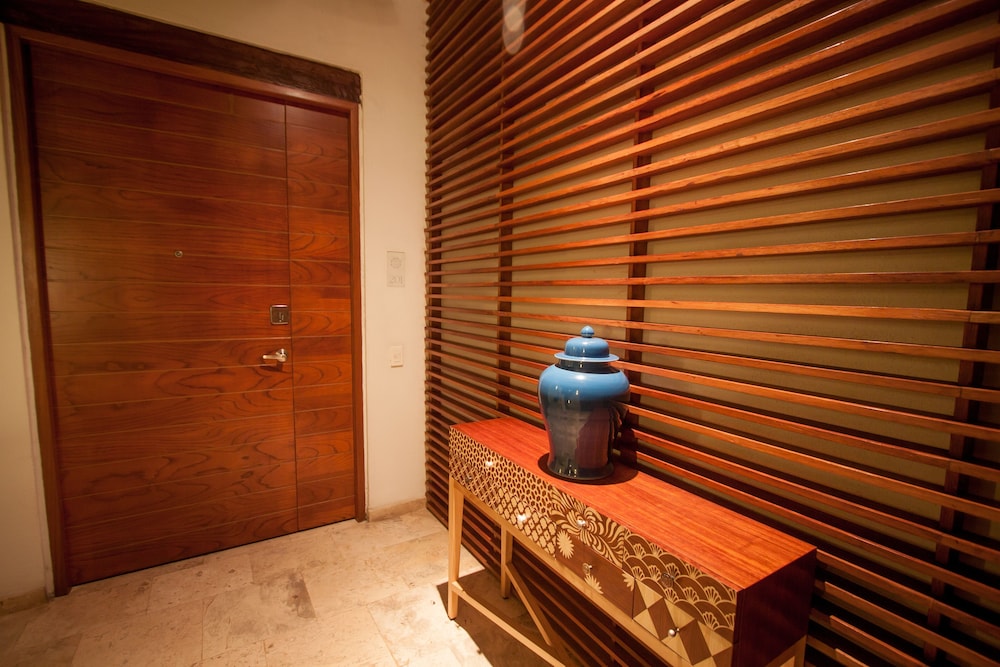 CASA CLAVER LOFT BOUTIQUE HOTEL 44/68