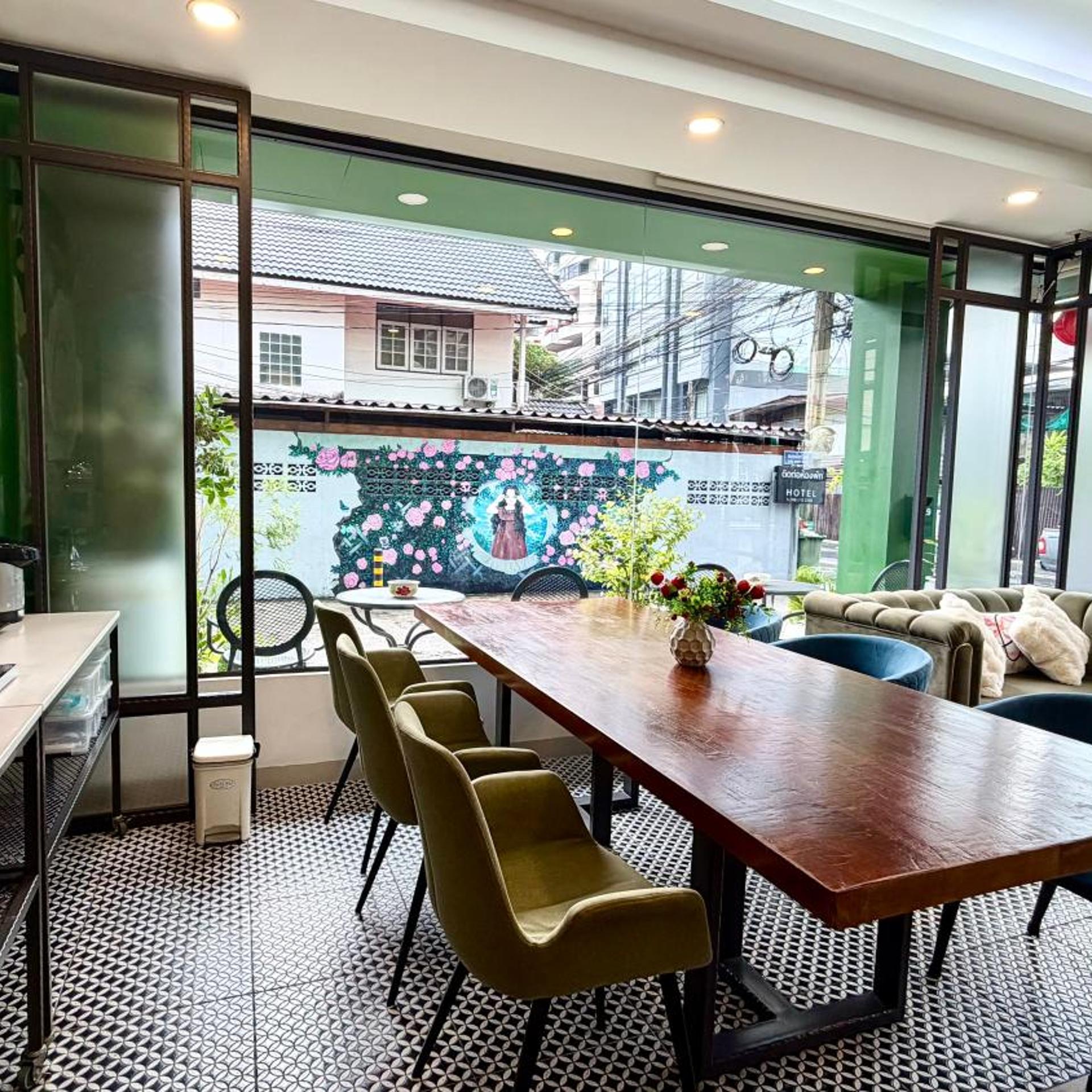 Viva La Vida Hotel 29/37