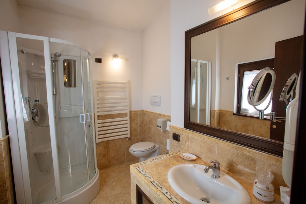 Ristorante La Bastiglia Hotel 47/50