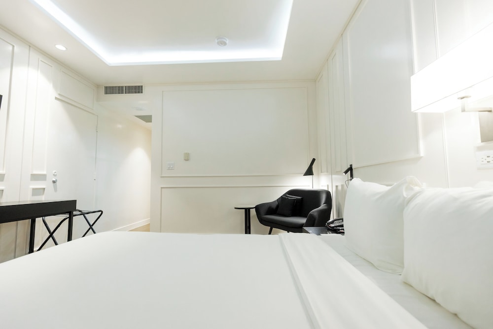 Hotel Tano Guam 20/50
