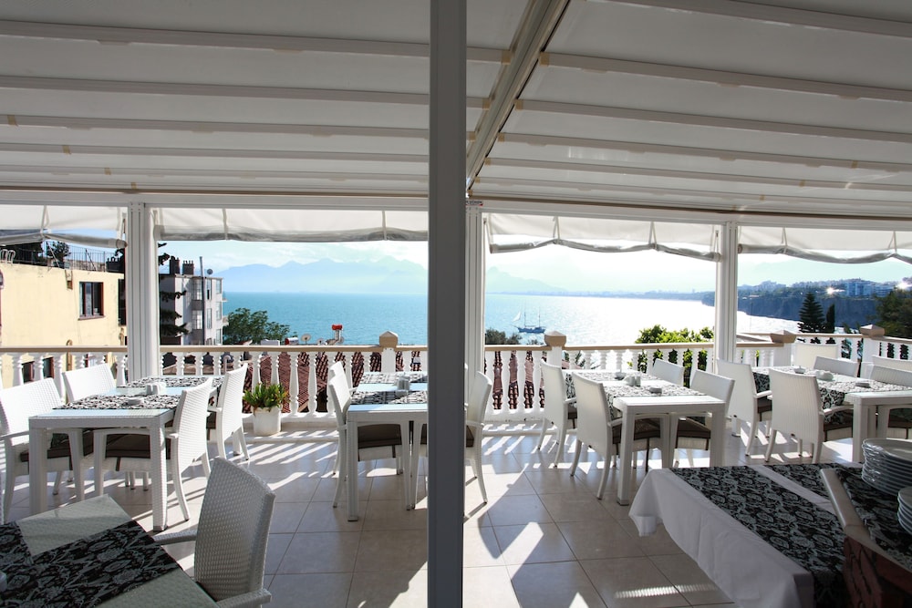 Bacchus Pension 34/49