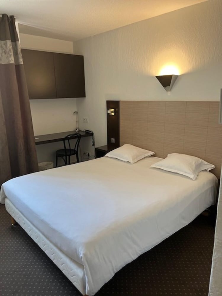 Adonis Arc Hotel Aix 31/68