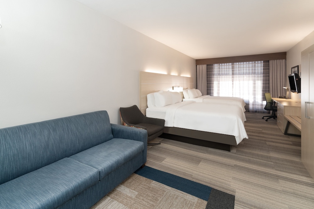 Holiday Inn Express Hotel And Suites Magee 17/49