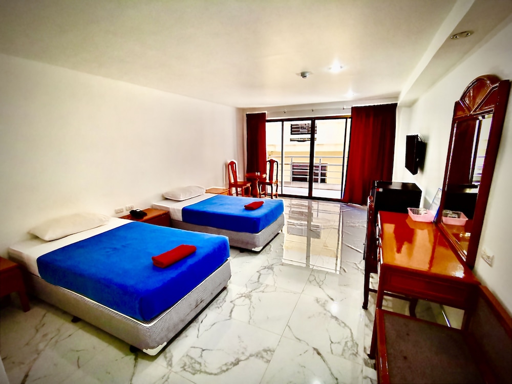 Highfive Hotel 55/70