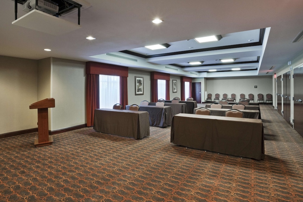 Hampton Inn Matamoras - Milford 10/49