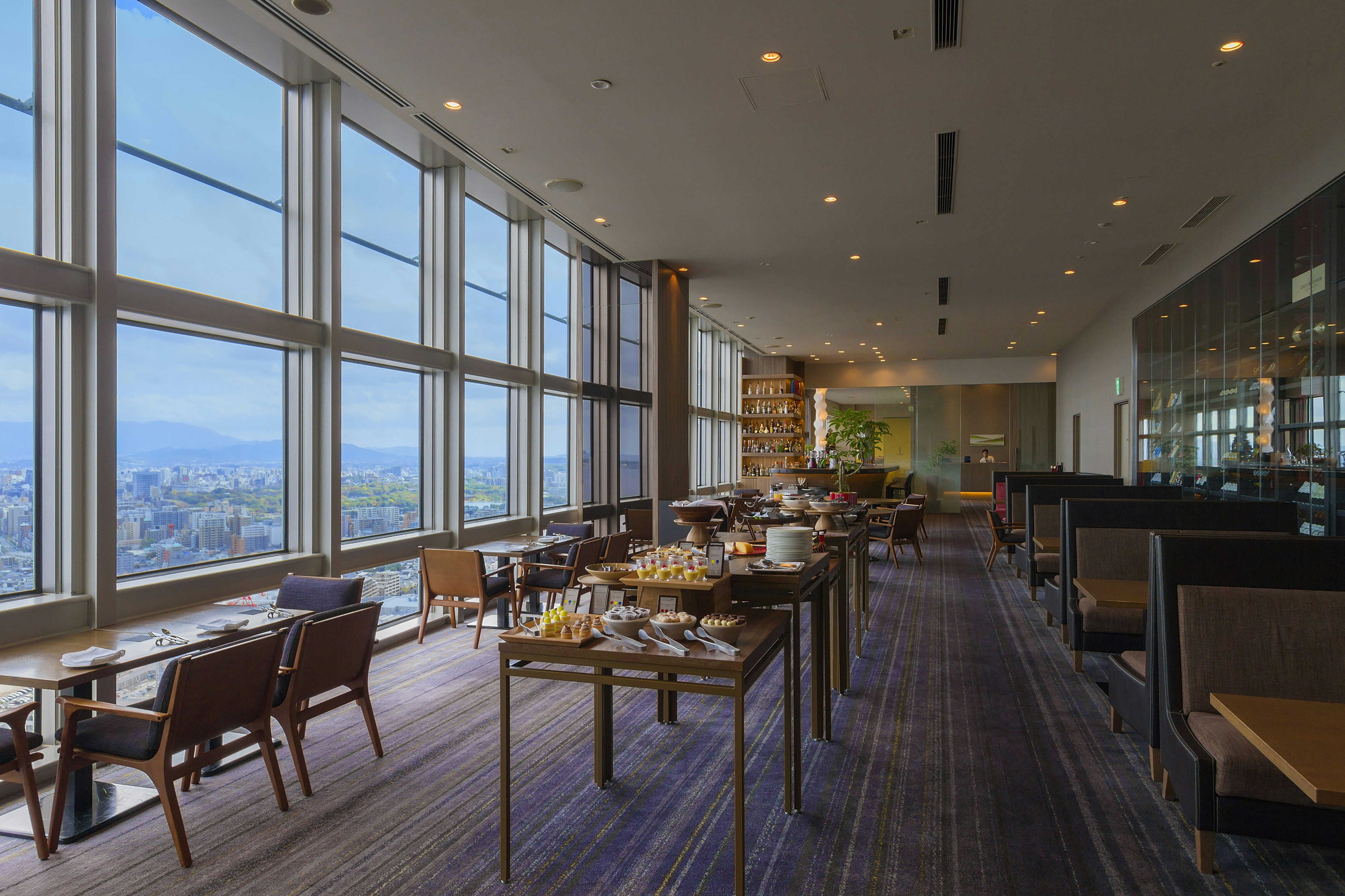 Hilton Fukuoka Sea Hawk 48/84