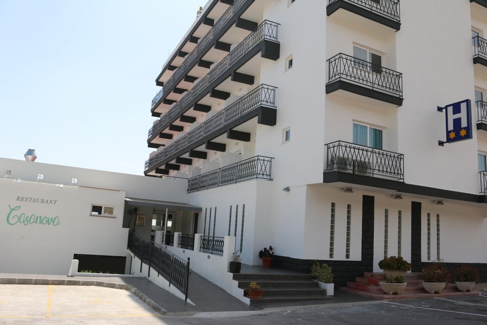 Te Mana Hotel 34/38