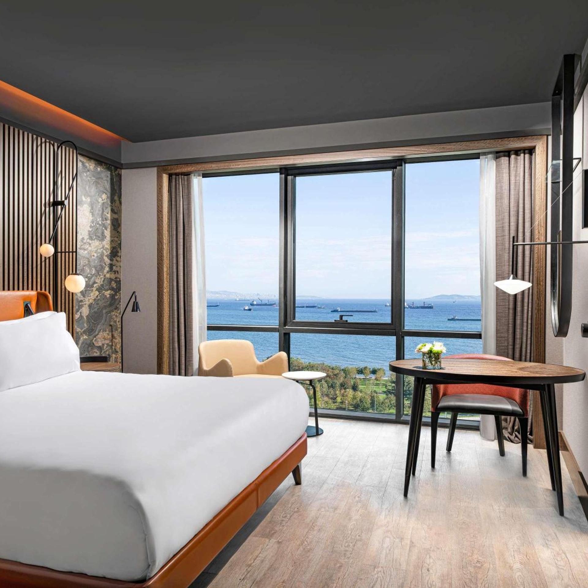 Superior, Double Bed, Sea Side, on the Side