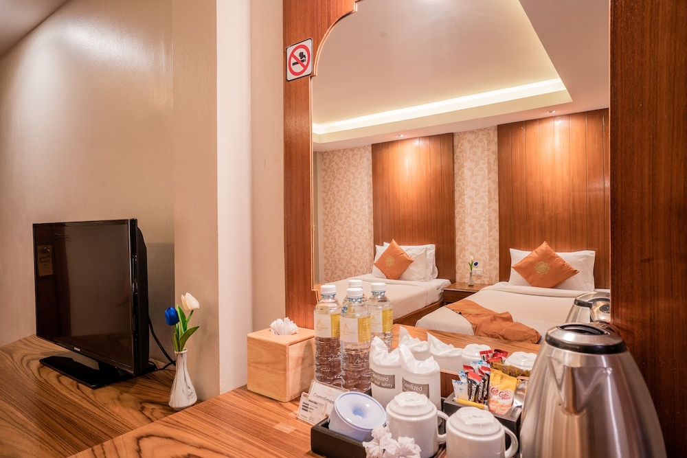 Phi Phi Anita Resort 48/76