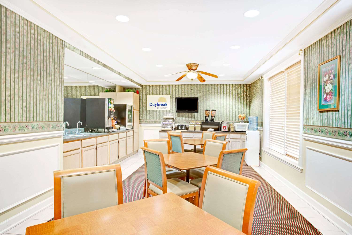 Days Inn by Wyndham Kingsland GA 16/30