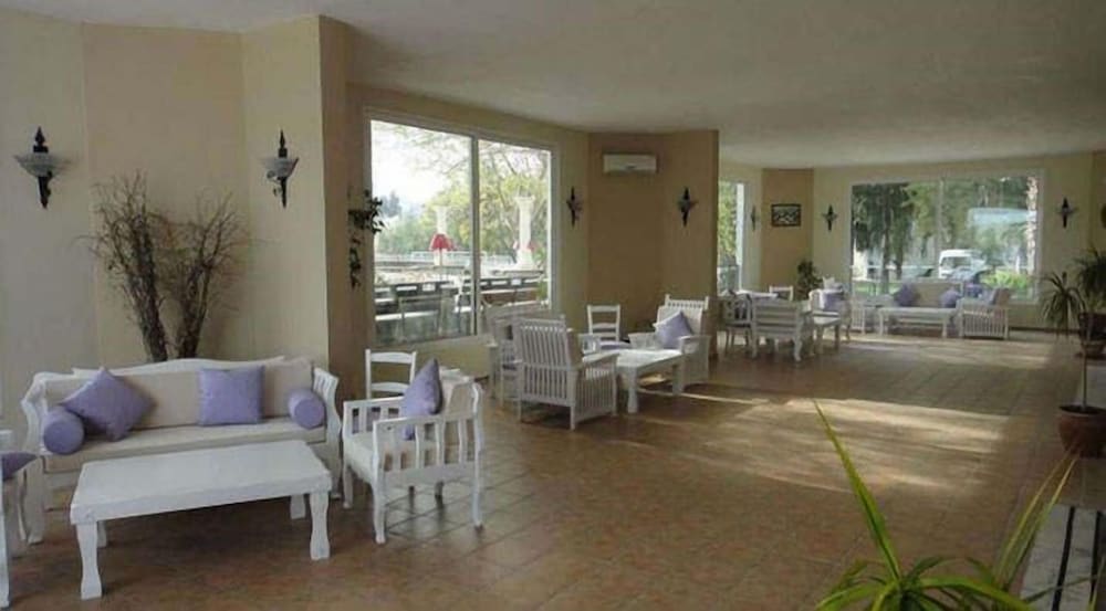 Club Muskebi Hotel 18/50