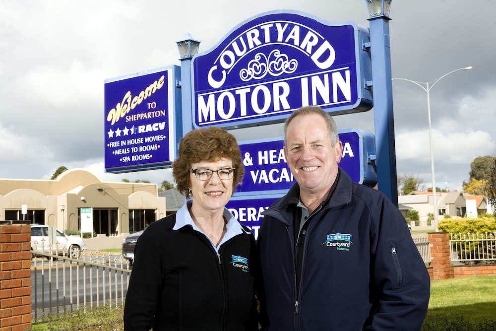 Courtyard Motor Inn 5/36
