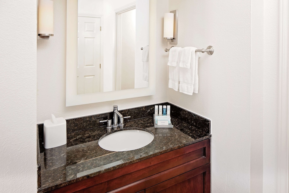 Homewood Suites - Dallas/Market Center 13/34