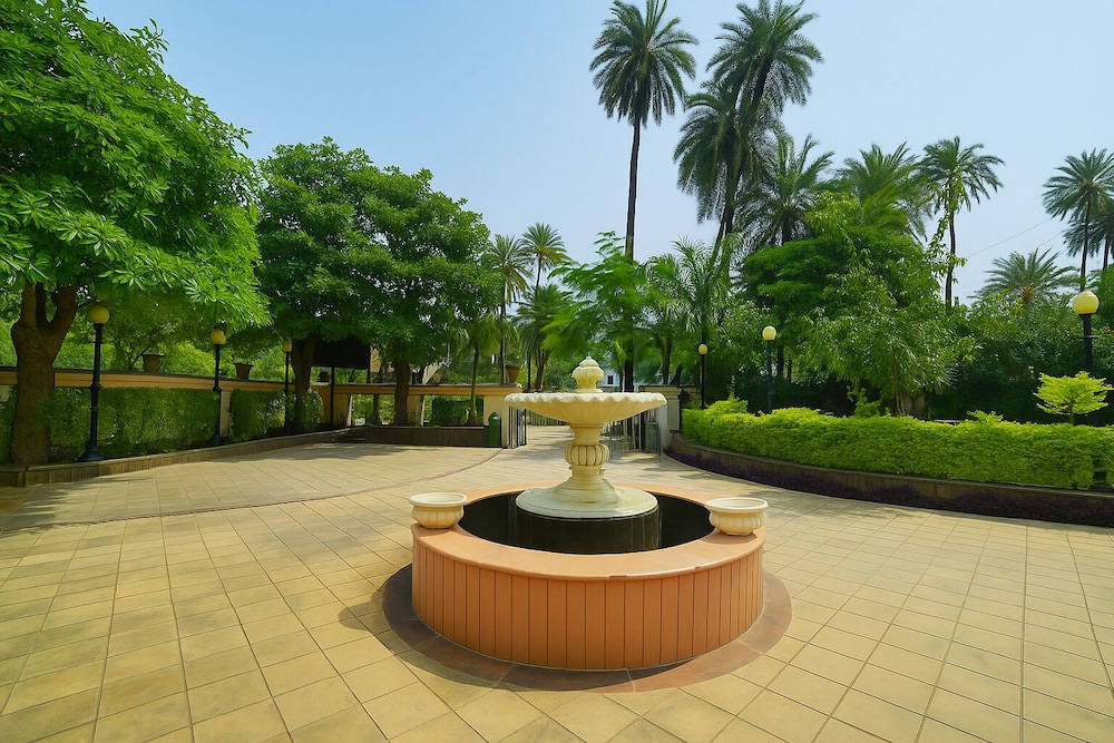 Hotel Shiv Villa 32/45