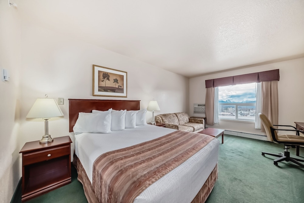 Grande Cache Inn and Suites 13/46