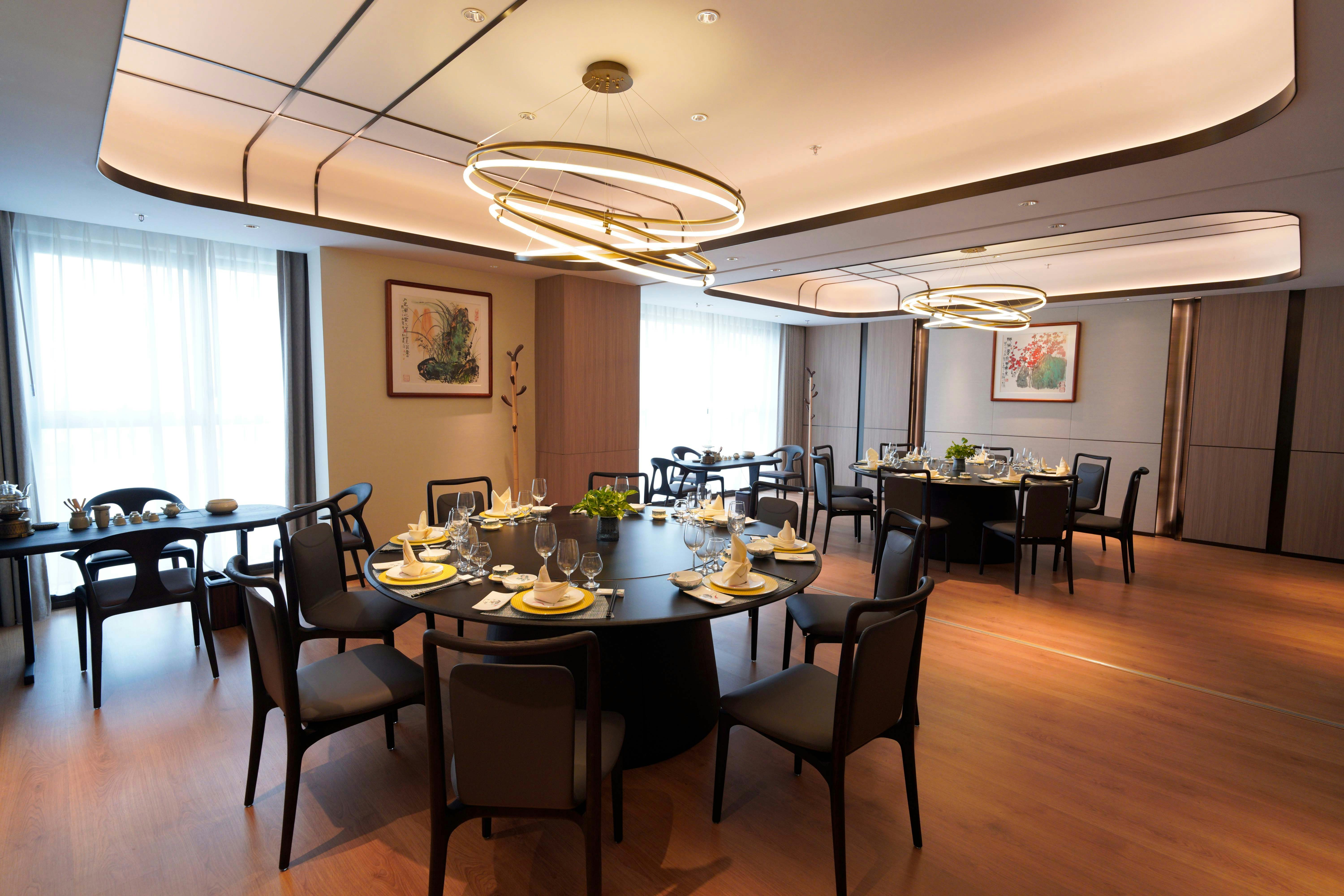 Holiday Inn Express Shantou Chenghai 33/48