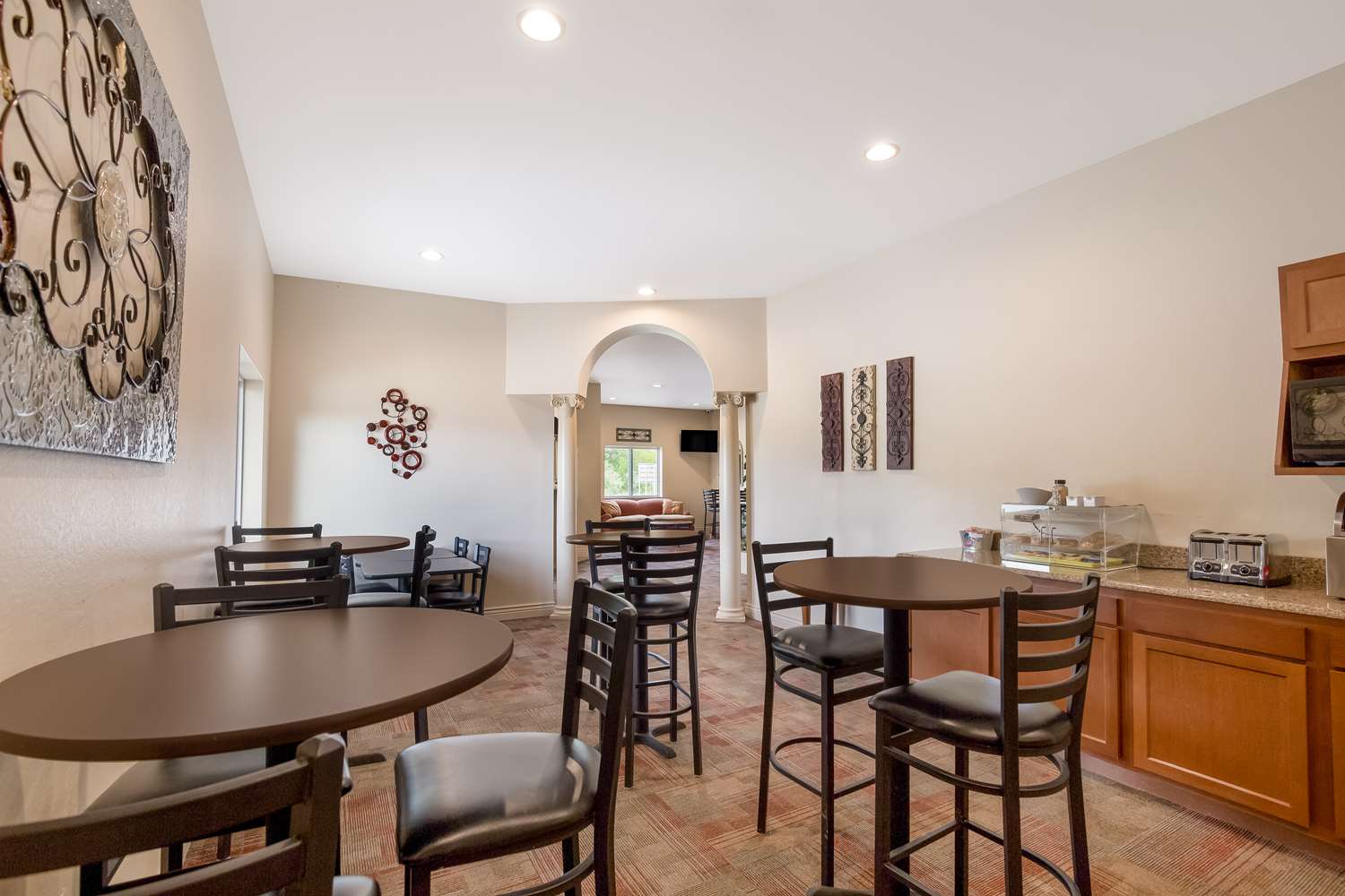 SureStay Hotel By Best Western Whittington 8/12