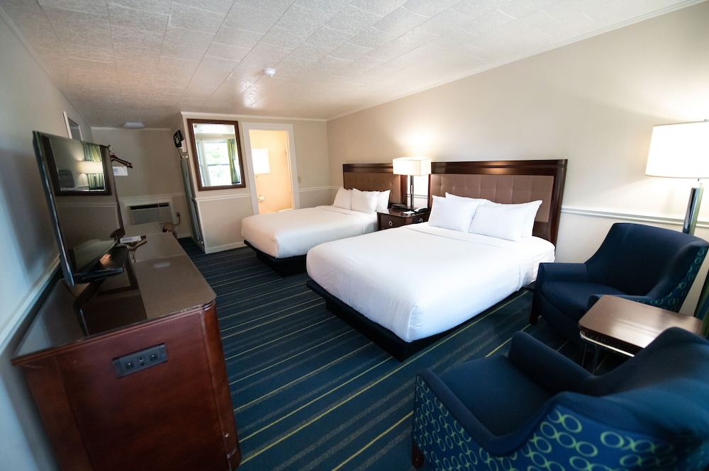 Days Inn by Wyndham Bar Harbor 19/53