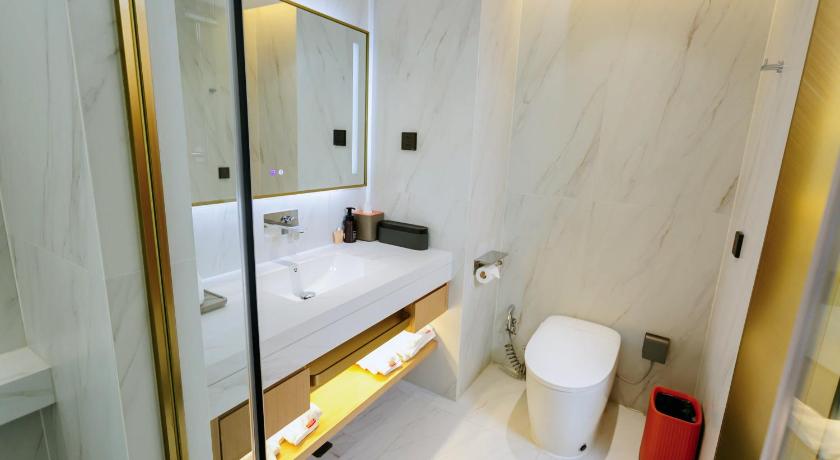 Ramada by Wyndham Vientiane Central 52/54