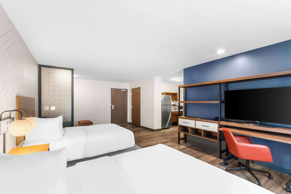 Everhome Suites Lexington - Horse Park 9/36