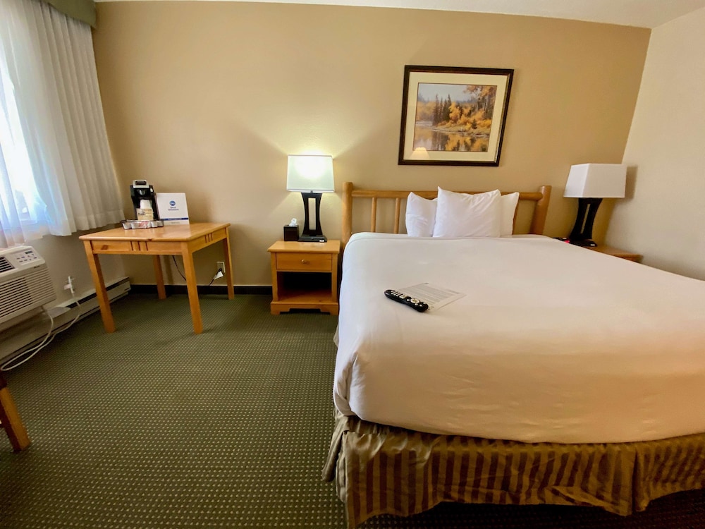 Best Western Sheridan Center 7/42