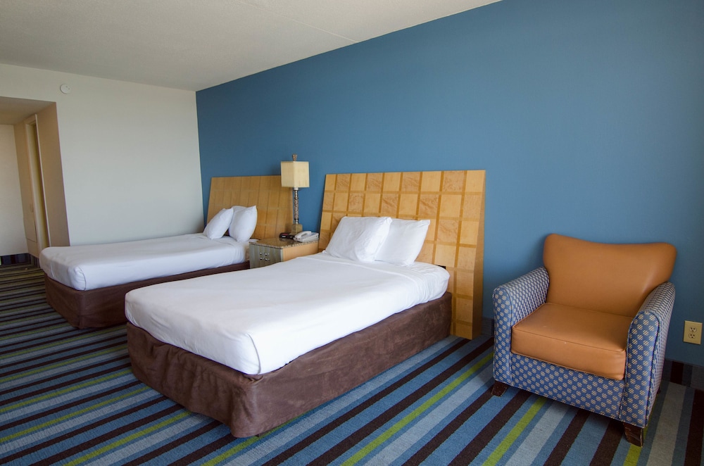 Ocean Inn 9/51