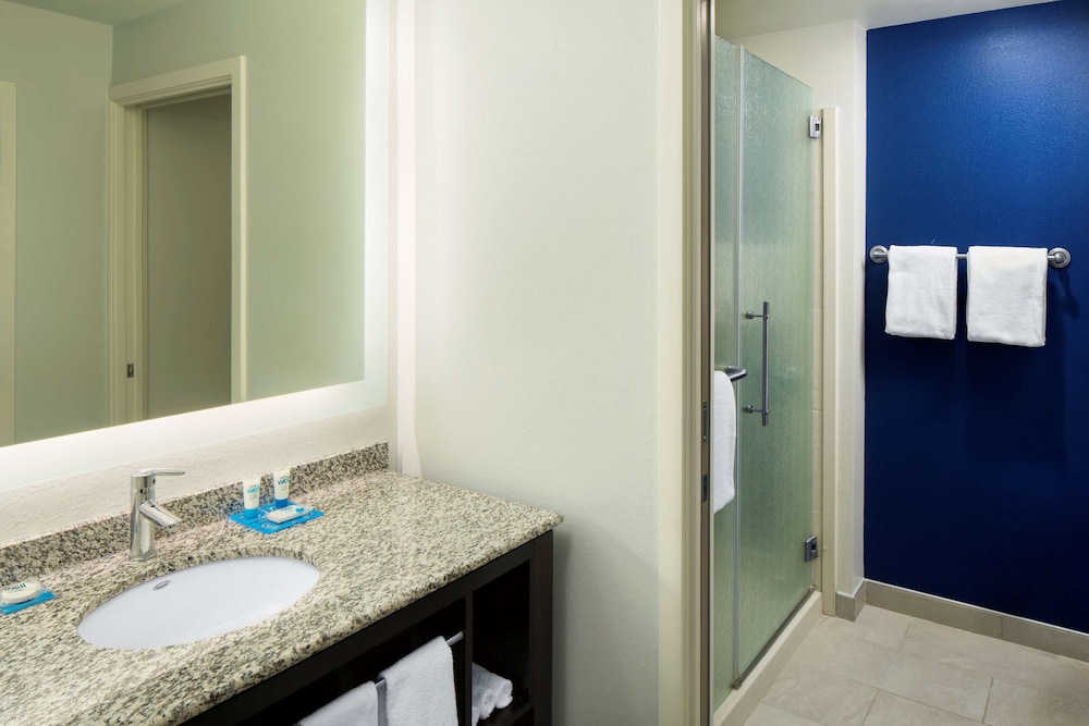 HYATT house Charlotte/Center City 8/58