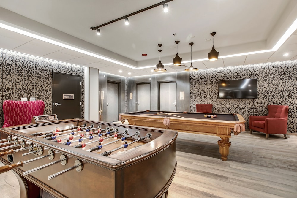 Etage Executive Living 10/72