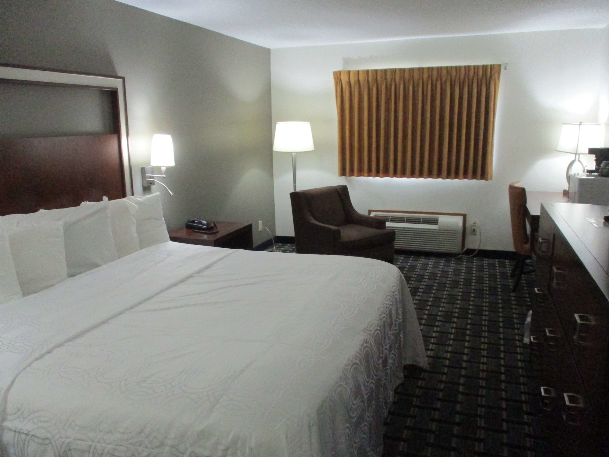 Standard, King Bed