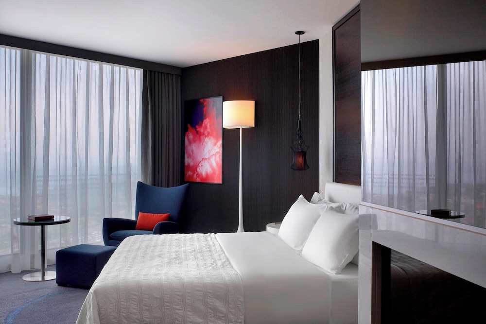 Signature, Suite, King Bed, Bosphorus View, Club Lounge Access