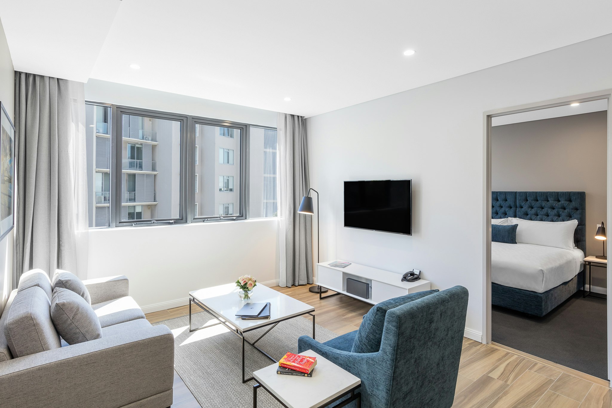 Meriton Suites Coward Street 36/50
