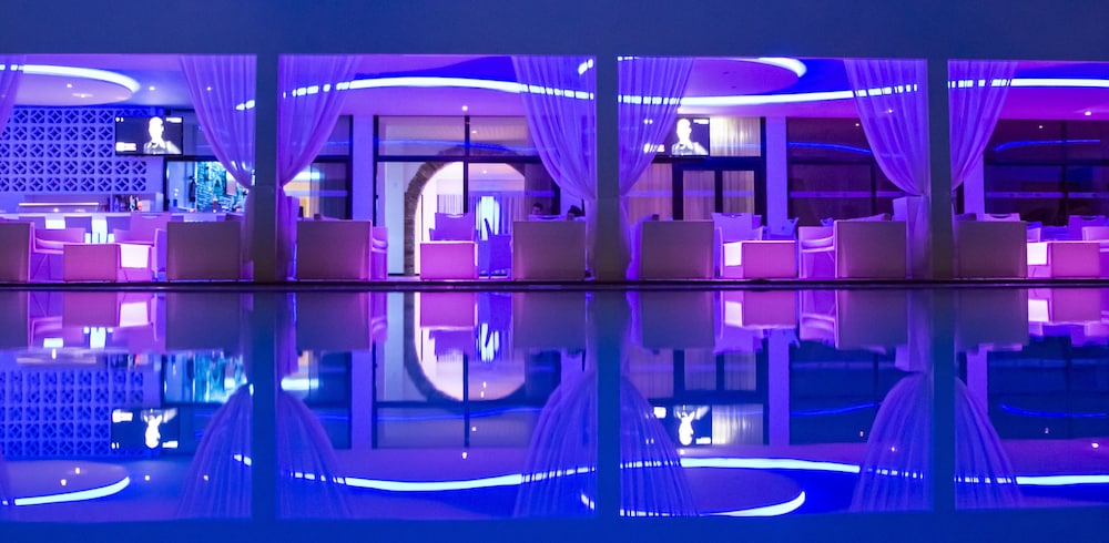 Sveltos Hotel 42/88