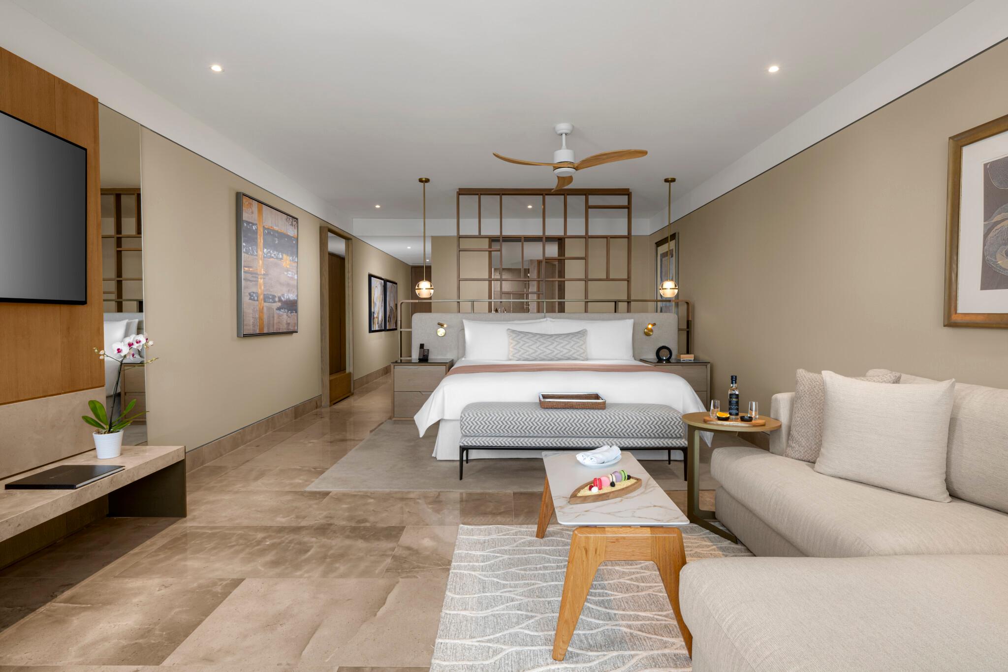 Deluxe, Suite, Lateral Side Sea View