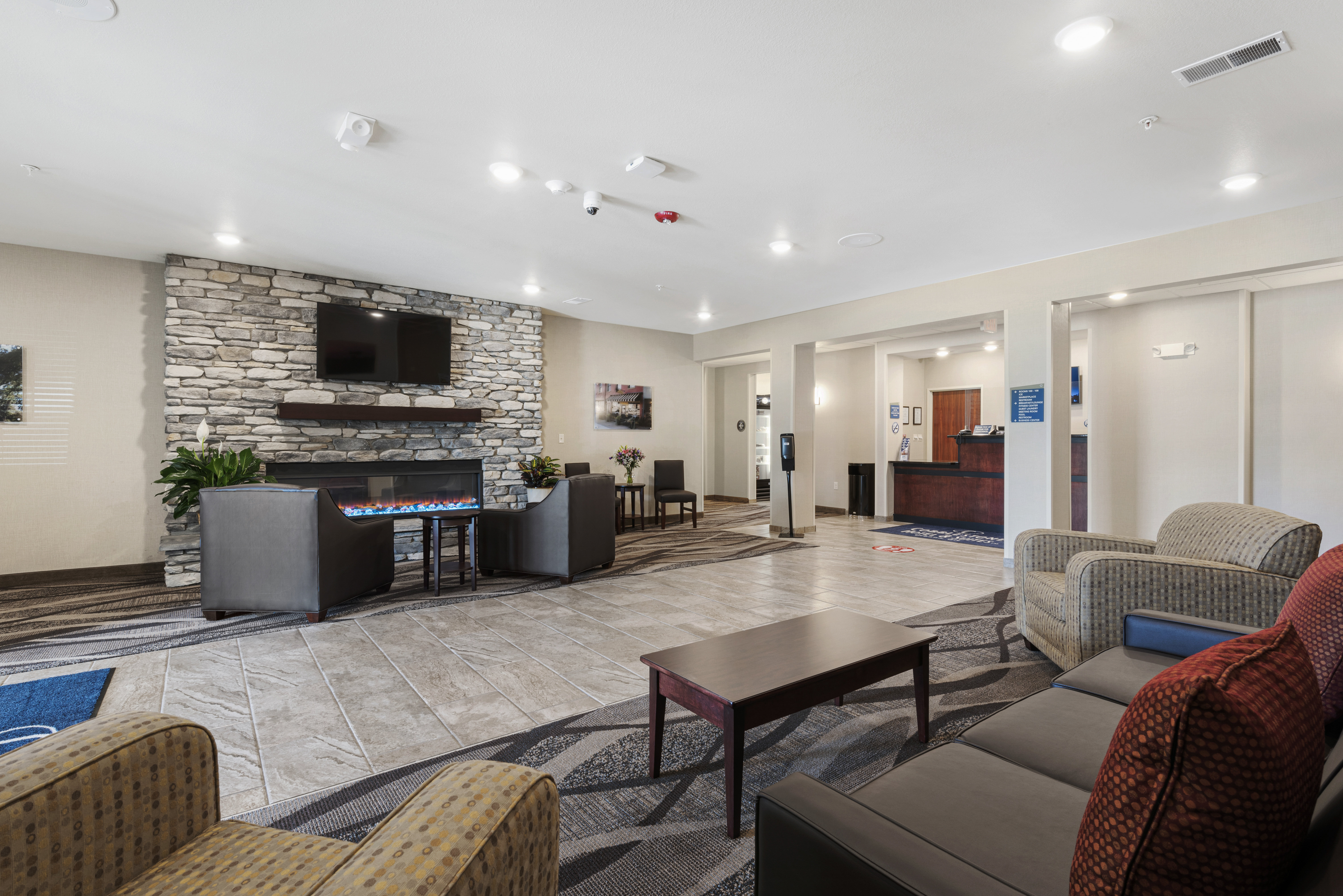 Cobblestone Hotel & Suites - Urbana 46/69