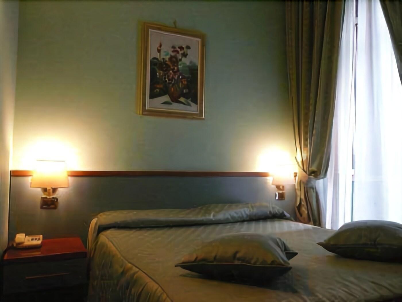 Hotel Fenicia 8/49