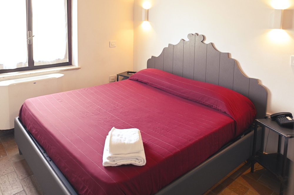 Moretti Country House 14/47