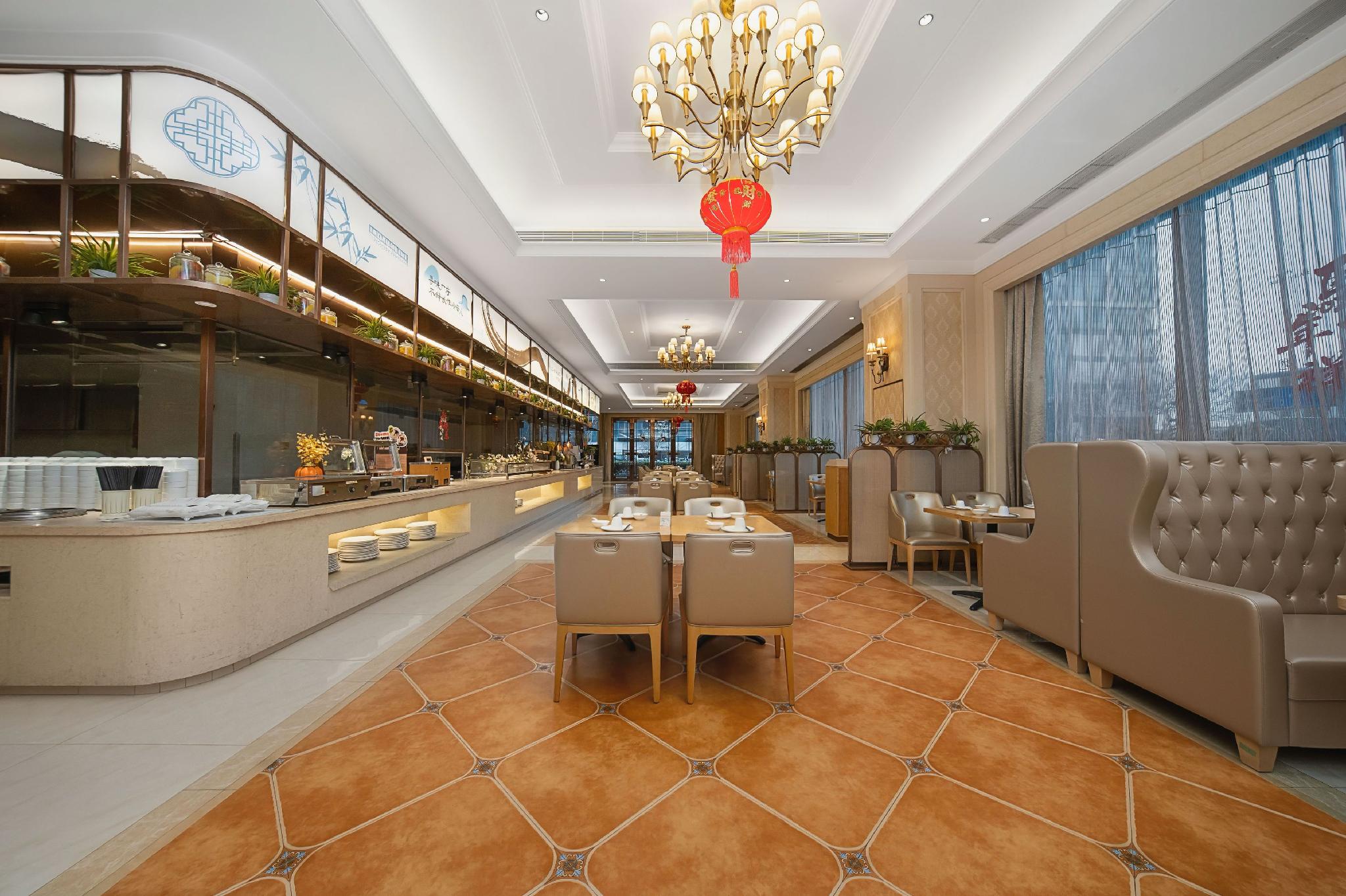 Vienna International Hotel (Suzhou Railway Station North Square) 23/49