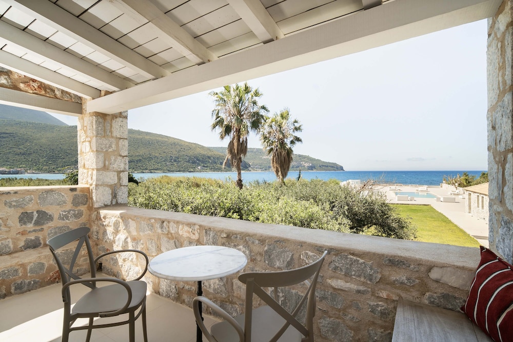 Porto Vitilo Boutique Hotel 34/48
