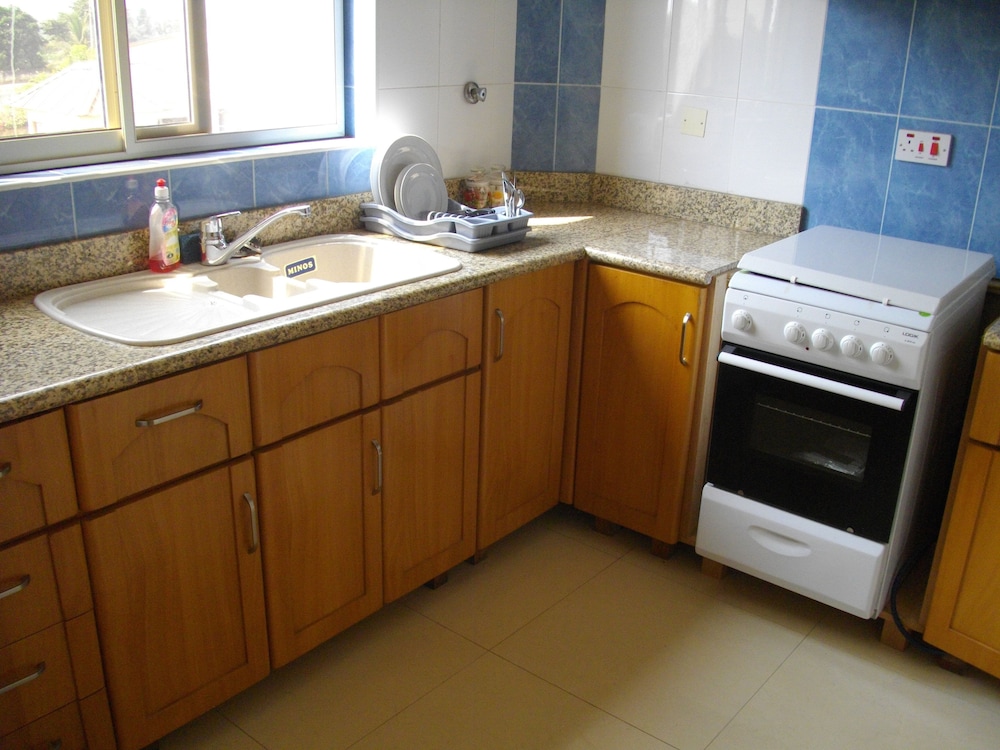 Calabash Green Executive Apartments 28/29