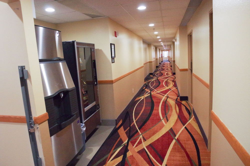 Dutch Inn and Suites Sioux City, IA 14/29
