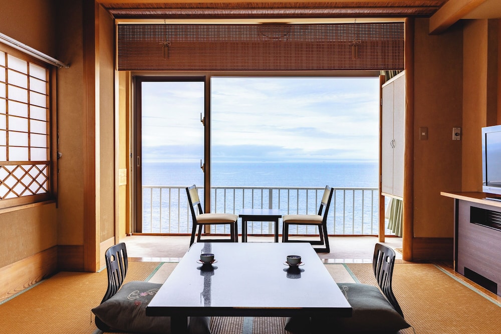 Inatori Tokai Hotel Yuen 54/72