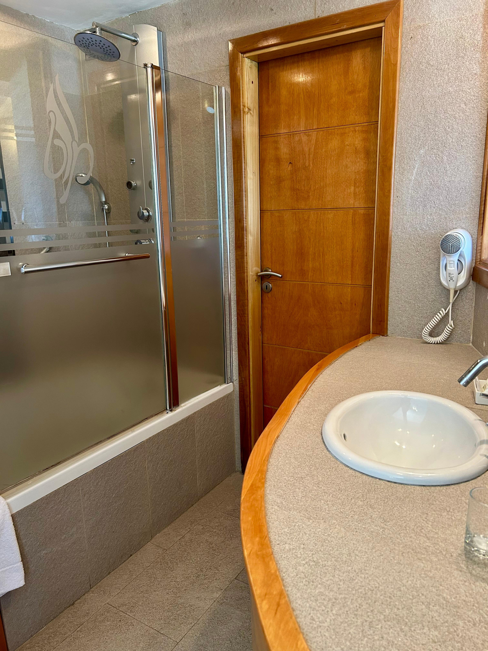 جناح بإطلالة على البحيرة، BAHIA PARAISO LUXURY SUITES 10/10