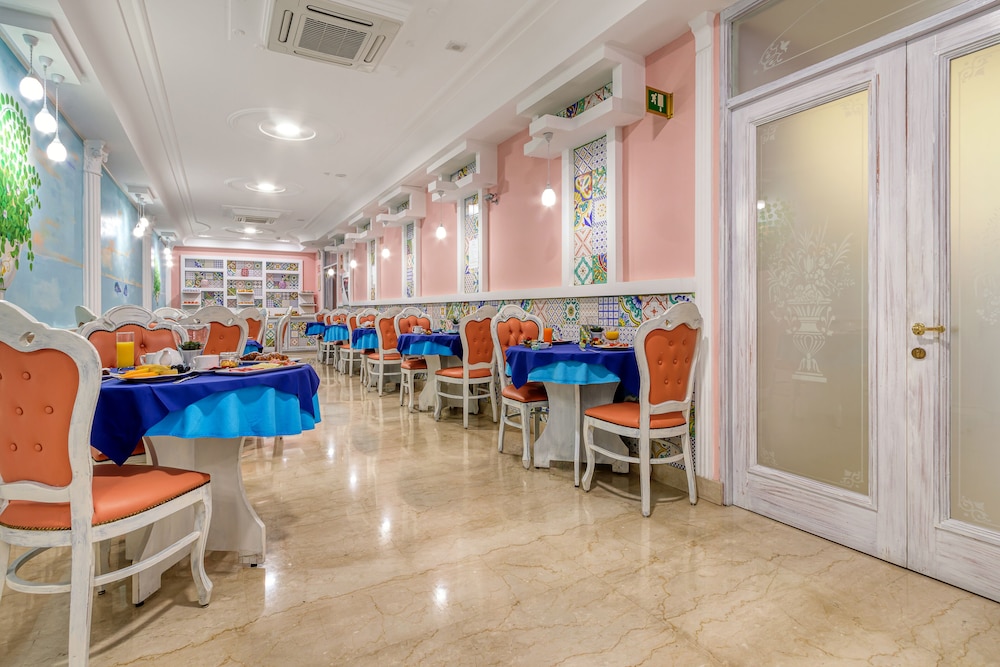 Hotel Prestige 12/50