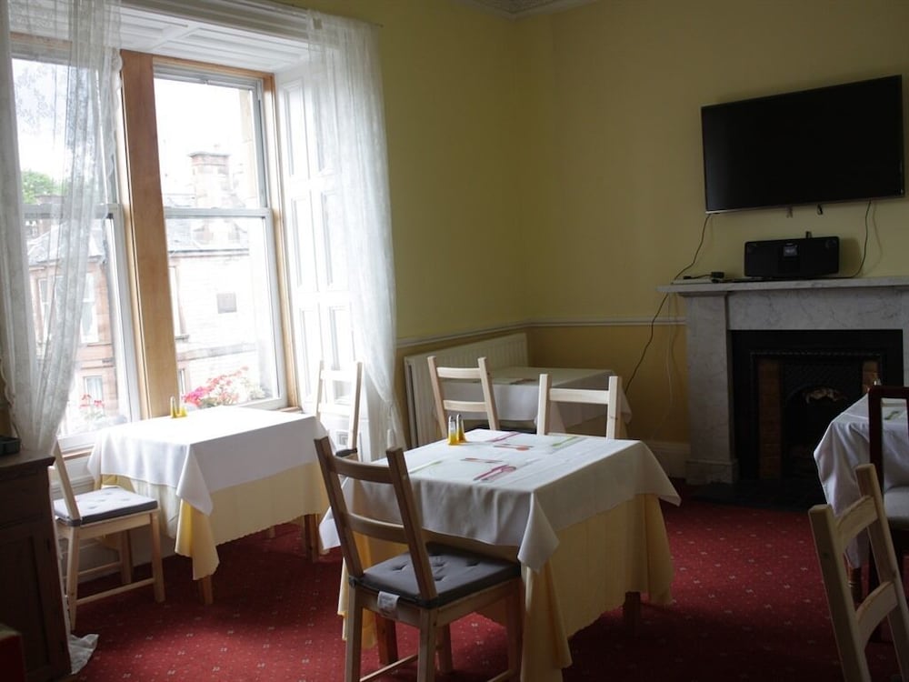 Airdenair Guest House 39/50