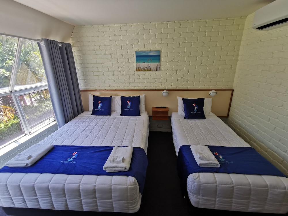 STANDARD, TWIN BEDS
