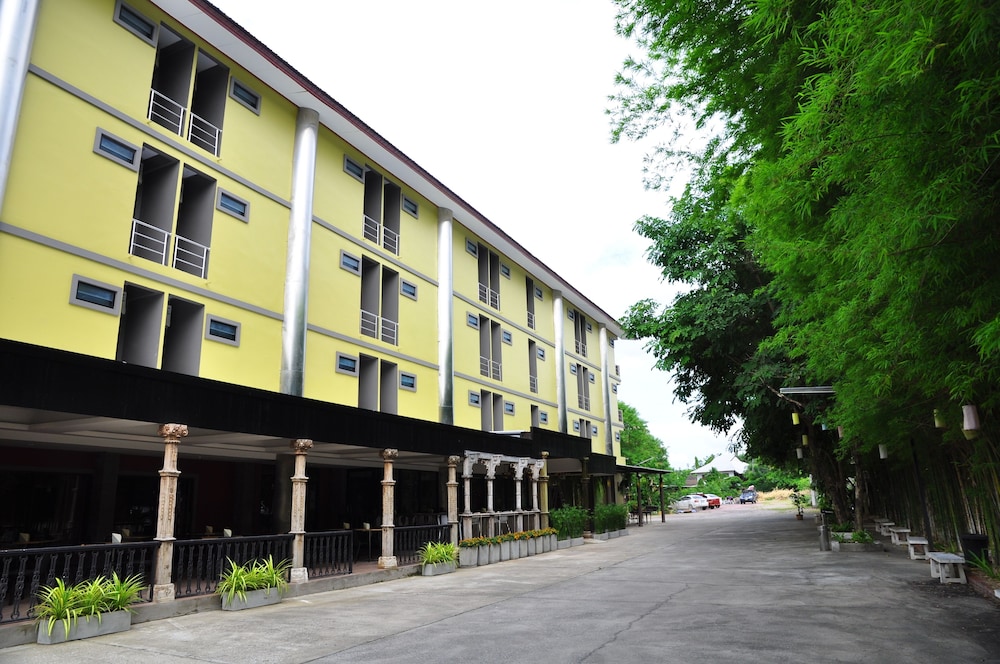 Chiangmai S P Hotel Chang Phueak 3/33