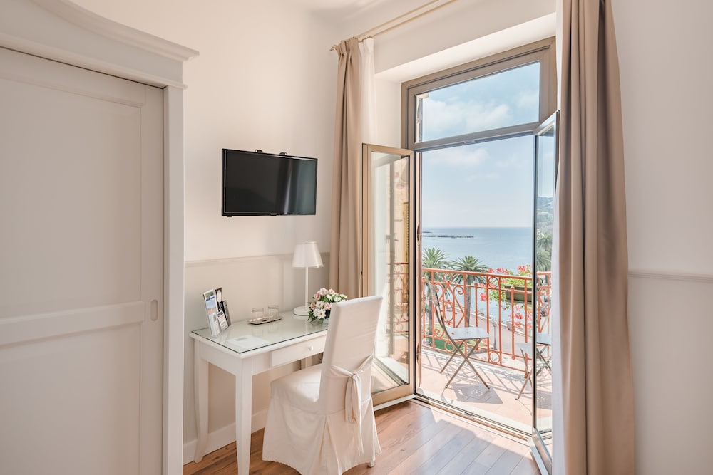 Miramare Hotel 19/42