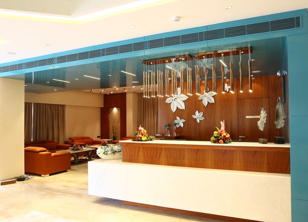Blu Feather Hotel & Spa 8/69