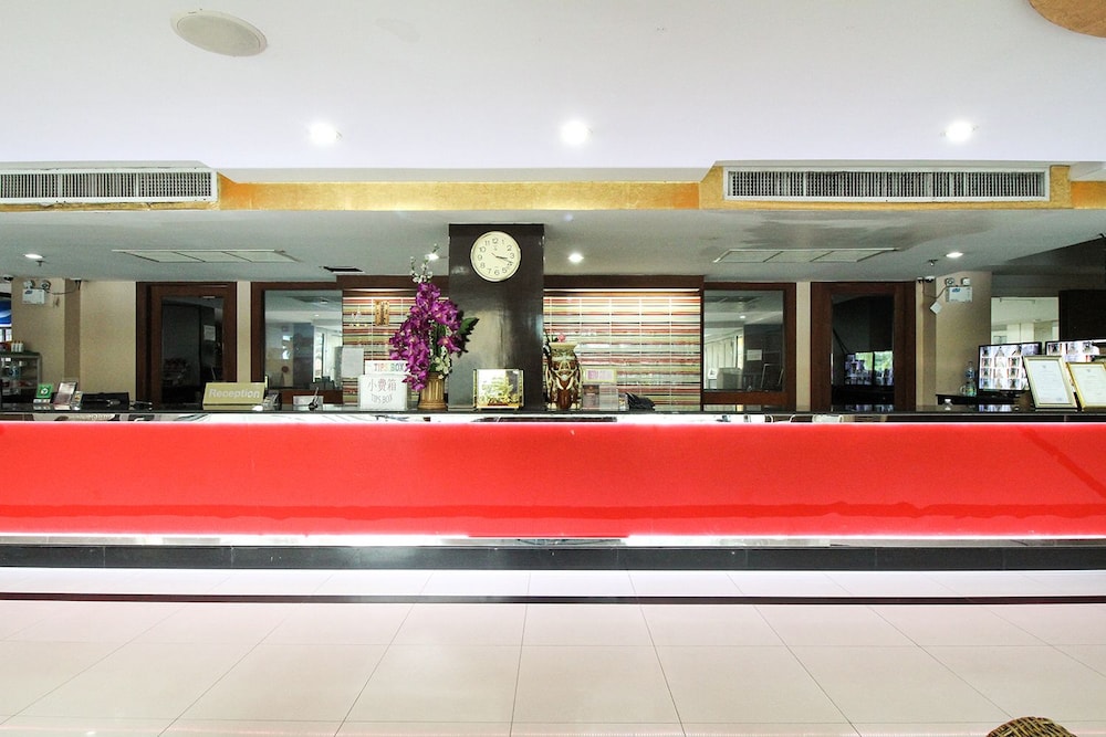 Convenient Grand Plus Hotel Suvarnabhumi 6/44