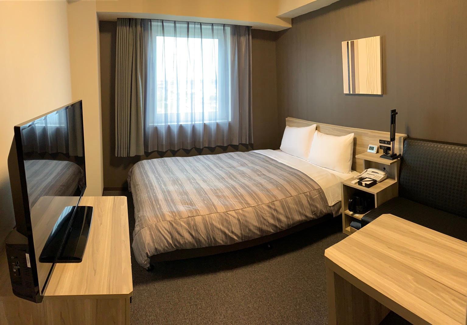 Semi Room, Semi Double Bed